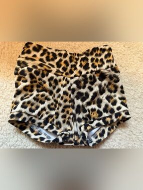 Trendy Bub Leopard Print High-Waist Stretch Shorts for Toddler